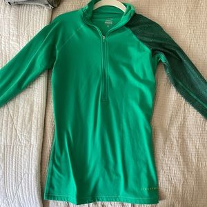 Nike 1/4 zip pull over